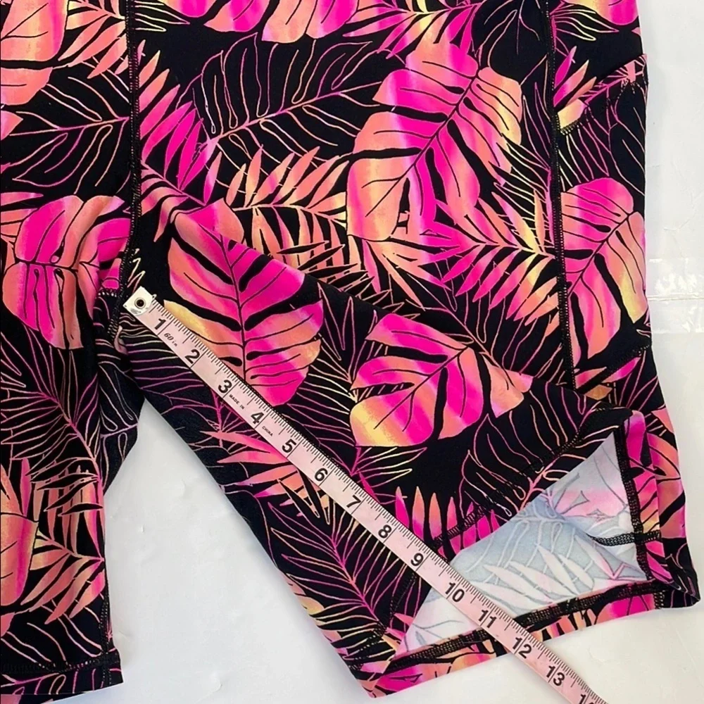 Torrid Performance Core 9” Pink Black Tropical Leaf Biker Workout Shorts Size 5